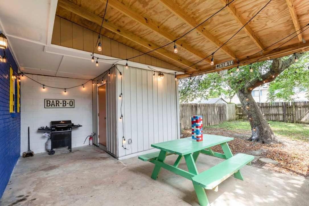 Retro - Arcade Home, Kids, Dogs, Grill, & Beach! Fort Walton Beach Exterior photo